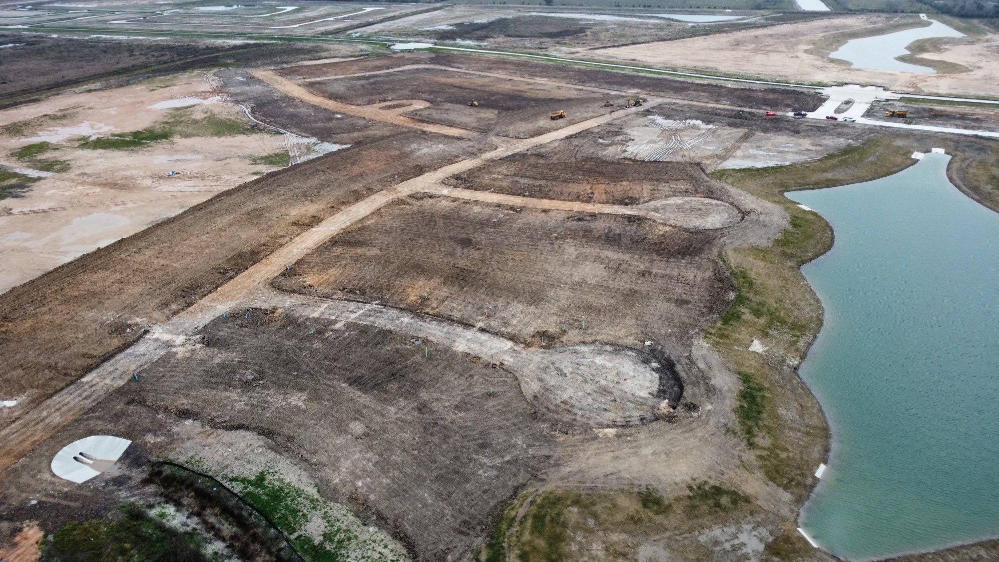 Large-scale site grading and pad preparation